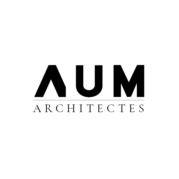 AUM